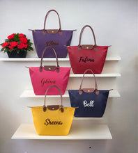 Cargar imagen en el visor de la galería, Nylon Handbag - Travellers Hat Boutique