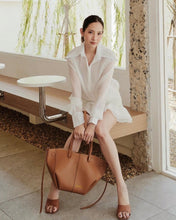 Load image into Gallery viewer, Sassy Tote