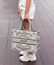 Load image into Gallery viewer, Alicia Tote Bag Seamless Embroidery - Travellers Hat Boutique