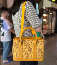 Load image into Gallery viewer, Custom Garden Tote