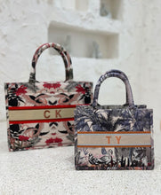 Load image into Gallery viewer, Alicia Tote Bag Seamless Embroidery - Travellers Hat Boutique
