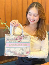 Load image into Gallery viewer, Alicia Tote Bag Seamless Embroidery - Travellers Hat Boutique