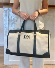 Cargar imagen en el visor de la galería, Personalized Duffle Leather Bag