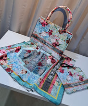 Load image into Gallery viewer, Velvet Tote Bag
