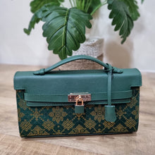 Load image into Gallery viewer, Inabel Clutch - Travellers Hat Boutique