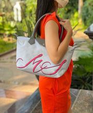 Load image into Gallery viewer, Personalized Isabela Bag - Travellers Hat Boutique