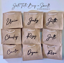 Afbeelding in Gallery-weergave laden, Jute Tote Bag - Travellers Hat Boutique