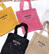 Cargar imagen en el visor de la galería, Handmade Raffia Tote - Travellers Hat Boutique