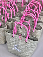 Cargar imagen en el visor de la galería, Bayong Tote Bag
