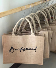 Afbeelding in Gallery-weergave laden, Handle Tote Bag - Travellers Hat Boutique
