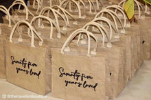 Afbeelding in Gallery-weergave laden, Handle Tote Bag - Travellers Hat Boutique