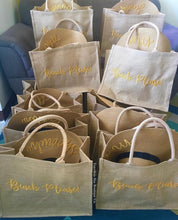 Afbeelding in Gallery-weergave laden, Handle Tote Bag - Travellers Hat Boutique