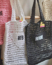 Cargar imagen en el visor de la galería, Handmade Raffia Tote - Travellers Hat Boutique