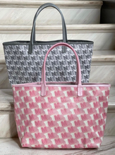 Load image into Gallery viewer, Personalized Shopper Tote - Travellers Hat Boutique