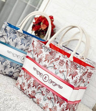 Load image into Gallery viewer, 24pcs Customizable Daily Tote Souvenirs - Travellers Hat Boutique