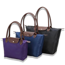 Cargar imagen en el visor de la galería, Nylon Handbag - Travellers Hat Boutique