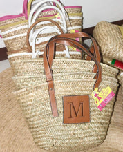 Cargar imagen en el visor de la galería, Seagrass basket handbag tote with brown leather handles and monogrammed patch by Travellers Hat Boutique