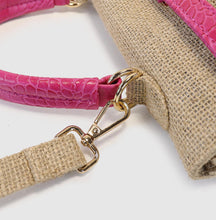 Afbeelding in Gallery-weergave laden, Close-up of jute bag with croco leather handle and detachable gold clasp strap by Travellers Hat Boutique