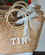 Lataa kuva Galleria-katseluun, Personalized Woven Basket
