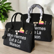 Lade das Bild in den Galerie-Viewer, Mon Hermes Est a La Maison Bag
