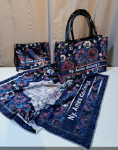 Afbeelding in Gallery-weergave laden, Velvet Tote Bag
