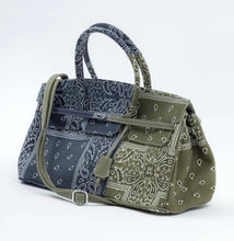 Load image into Gallery viewer, Bandana Paisley Duffle Bag
