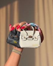 Carica l&#39;immagine nel visualizzatore di Gallery, Micro Birkin Bag Charm
