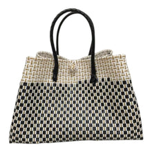 Carregar imagem no visualizador da galeria, Classic Bayong Bag
