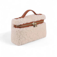 Lade das Bild in den Galerie-Viewer, 20cm Loro Winter Bag
