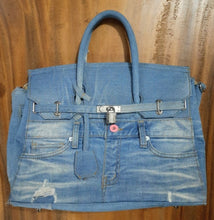 Lade das Bild in den Galerie-Viewer, Birkin aus recyceltem Denim – Limitierte Auflage
