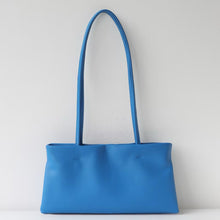 Lade das Bild in den Galerie-Viewer, Sheepskin Leather Underarm Bag
