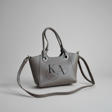Afbeelding in Gallery-weergave laden, Personalized Vegan Leather Handbag
