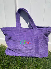 Charger l&#39;image dans la galerie, Purple terry cloth beach tote bag from Travellers Hat Boutique with textured pattern and dual handles
