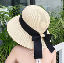 Lade das Bild in den Galerie-Viewer, Mother &amp; Daughter Straw Hat Set - Travellers Hat Boutique
