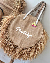 Load image into Gallery viewer, Raffia Round Bag - Travellers Hat Boutique
