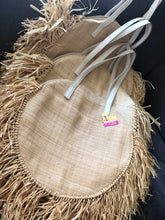 Load image into Gallery viewer, Raffia Round Bag - Travellers Hat Boutique
