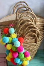 Carica l&#39;immagine nel visualizzatore di Gallery, Bangkuang Basket Bag - Travellers Hat Boutique

