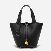 Lataa kuva Galleria-katseluun, Micro Vegan Leather Handbag
